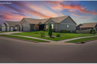 648  Silver Dr, Holmen, WI 54636 - Photo 1