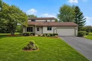 W354N5766 Lisbon Rd, Oconomowoc, WI 53066 - Photo 1