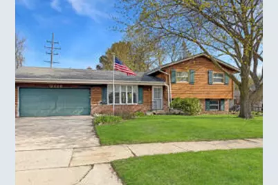 2118  Canary St, West Bend, WI 53090 - Photo 1