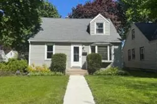 1304 S 115th St, West Allis, WI 53214 - Photo 1