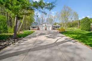 2120 Willowbrook Dr, West Bend, WI 53090 - Photo 1