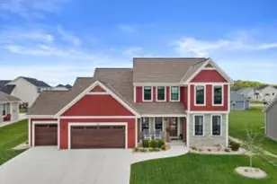 1311 Whalen Dr, Oconomowoc, WI 53066 - Photo 1