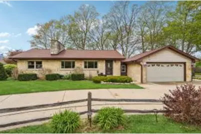 4761 S 81st St, Greenfield, WI 53220 - Photo 1