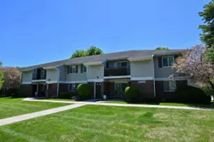 n110w16973 Ashbury Cir, Germantown, WI 53022 - Photo 1