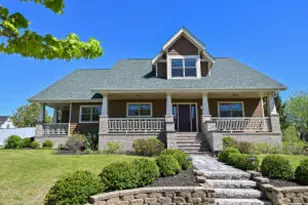 304 Nautica Dr, Port Washington, WI 53074 - Photo 1