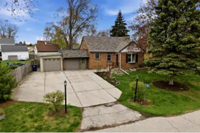 3634  Koehler Dr, Sheboygan, WI 53083 - Photo 1