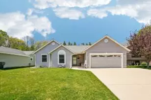 1202 Green Tree Rd, West Bend, WI 53090 - Photo 1