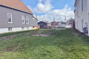 2048 W Vilter Ln, Milwaukee, WI 53204 - Photo 1