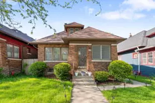1128 W Capitol Dr, Milwaukee, WI 53206 - Photo 1