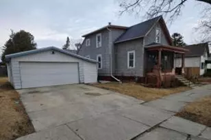 1508 Superior Ave, Sheboygan, WI 53081 - Photo 1