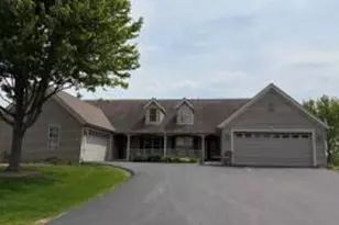 1472 Groves Ln, Racine, WI 53182 - Photo 1