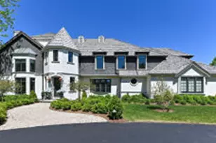 134 E Trillium Ct, Mequon, WI 53092 - Photo 1