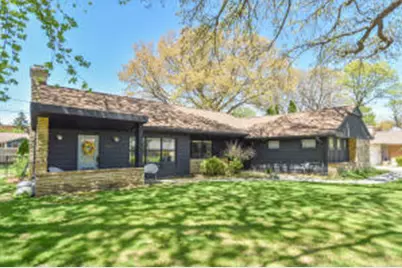 935 N 75th St, Wauwatosa, WI 53213 - Photo 1