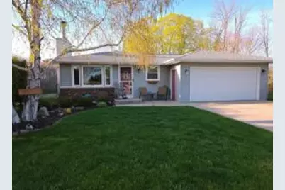 424  Van Buren Rd, Howards Grove, WI 53083 - Photo 1