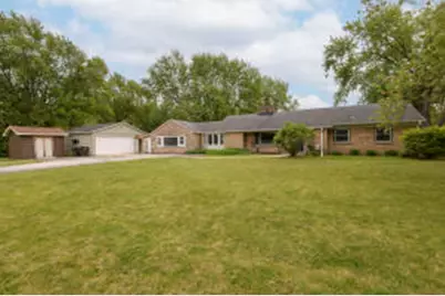 13715 W Cardinal Pkwy, New Berlin, WI 53151 - Photo 1