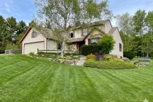 W297S3240 Boettcher Rd, Genesee, WI 53189 - Photo 1