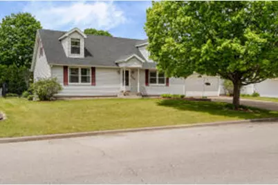 1214  Willow St, La Crescent, MN 55947 - Photo 1