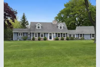 306 E North Point Rd, Mequon, WI 53092 - Photo 1