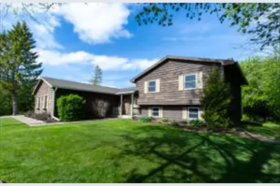 3425 N 8th St, Sheboygan, WI 53083 - Photo 1