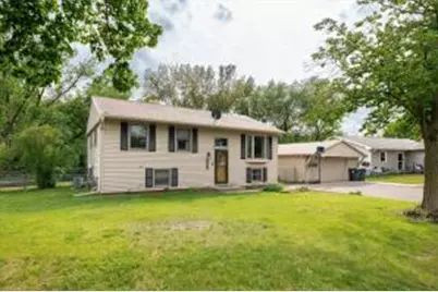 3032  Marion Rd, La Crosse, WI 54601 - Photo 1