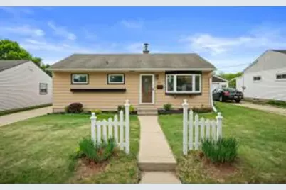 6517 W Lakefield Dr, Milwaukee, WI 53219 - Photo 1