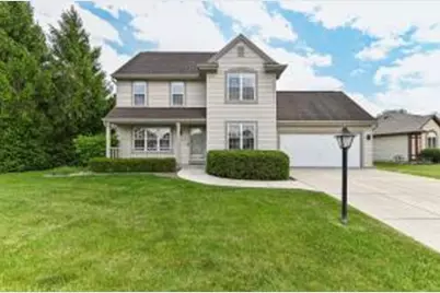 N88W18115  Duke St, Menomonee Falls, WI 53051 - Photo 1