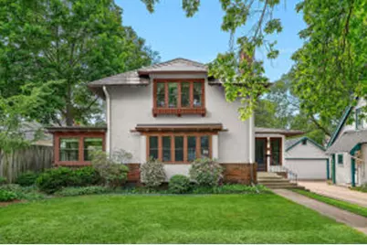 138  17th Pl, La Crosse, WI 54601 - Photo 1