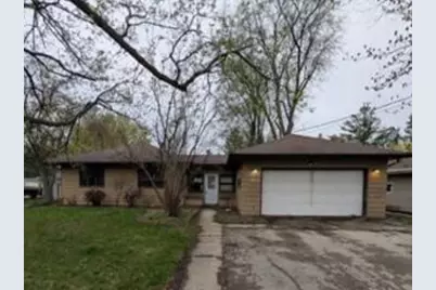 601 S Ridge Ln, Grand Chute, WI 54914 - Photo 1
