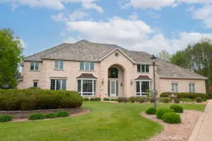 19250 Hayden Ct, Brookfield, WI 53045 - Photo 1