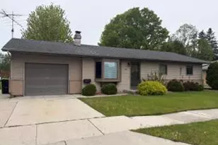 1045 1st St, Kiel, WI 53042 - Photo 1