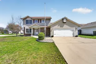10550 S Peggy Dr, Oak Creek, WI 53154 - Photo 1