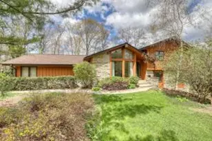 1545 Constitution Dr, Brookfield, WI 53045 - Photo 1