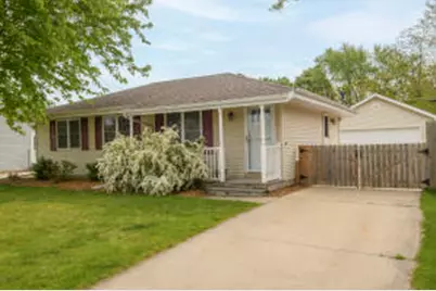 1515  19th Ave, Kenosha, WI 53140 - Photo 1
