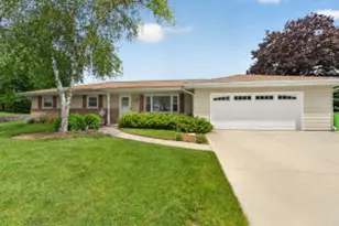 350 Clinton St, Kewaskum, WI 53040 - Photo 1