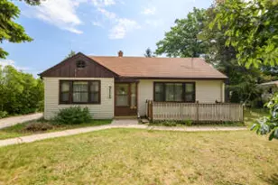 5212 S 20th St, Milwaukee, WI 53221 - Photo 1