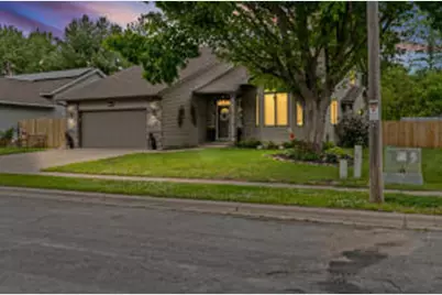 2019  Sandalwood Dr, Onalaska, WI 54650 - Photo 1