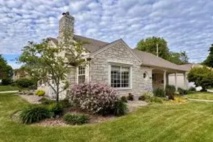 8526 W Clarke St, Wauwatosa, WI 53226 - Photo 1