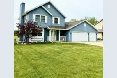 139  13th Ave, Racine, WI 53182 - Photo 1