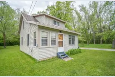 7180 N River Rd, Trenton, WI 53090 - Photo 1