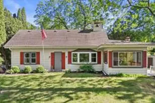 W235S5479 Big Bend Rd, Waukesha, WI 53189 - Photo 1