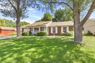 1614 Monroe St, Onalaska, WI 54650 - Photo 1