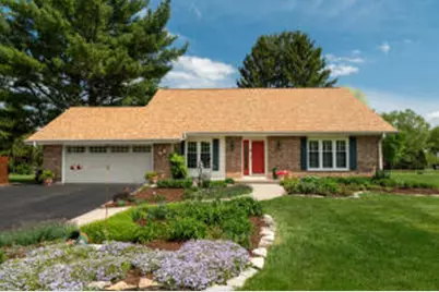 W356N6054  Anchor Ct, Oconomowoc, WI 53066 - Photo 1