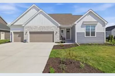 1242  Green Tree Dr, Oconomowoc, WI 53066 - Photo 1