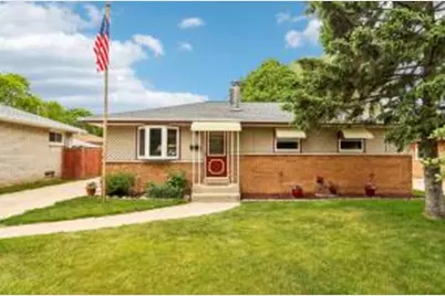 4369 S Nicholson Ave, Saint Francis, WI 53235 - Photo 1