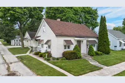 2015  Van Buren St, New Holstein, WI 53061 - Photo 1