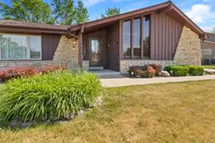 13885 W Crawford Dr, New Berlin, WI 53151 - Photo 1