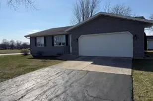 15 Heritage Ln, Fond du Lac, WI 54935 - Photo 1