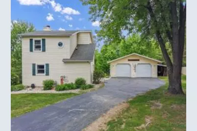 W5838  Mariner Hills Ct, La Grange, WI 53121 - Photo 1