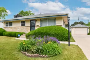 8100 W Lynmar Terrace, Milwaukee, WI 53222 - Photo 1