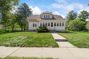 206 Oak St, Slinger, WI 53086 - Photo 1